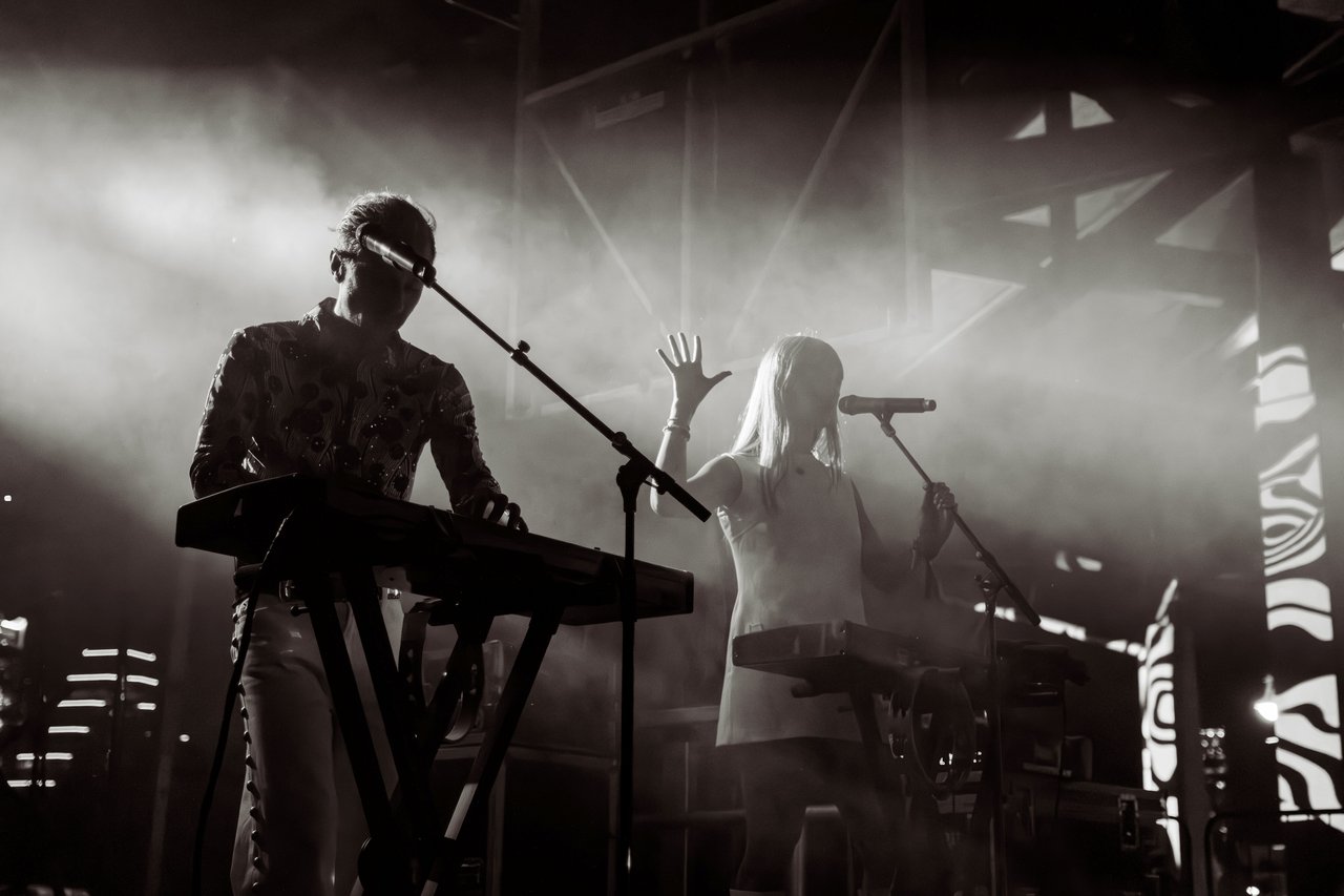 2025-09-27_Levitation_La-Femme_Dina-4.jpg